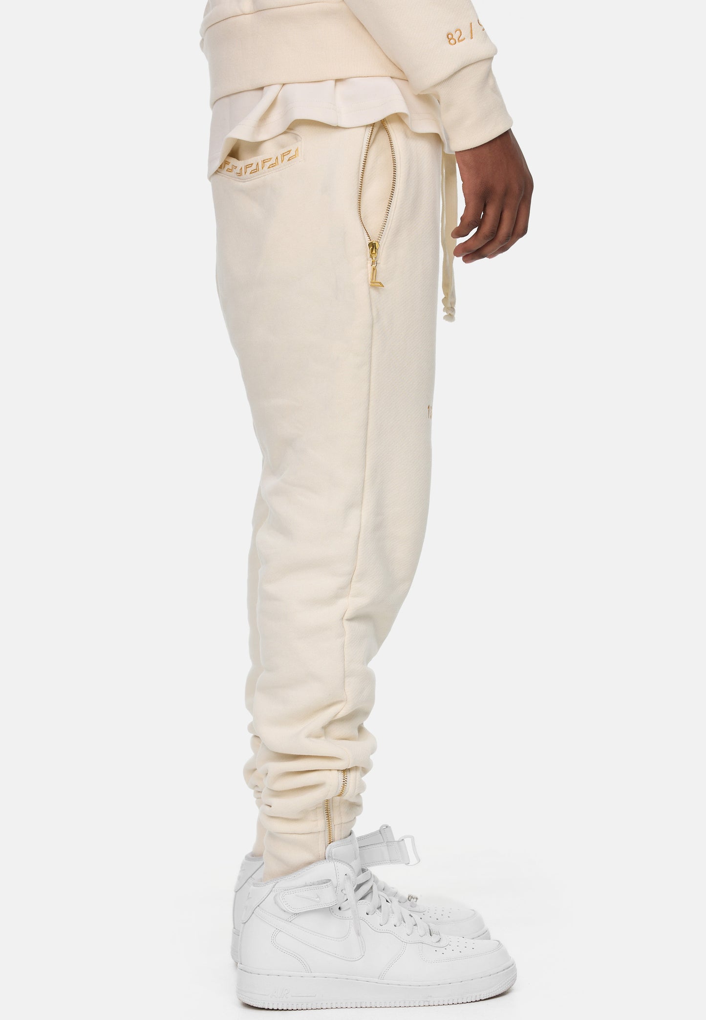 LUXAGER Sweatpants classic beige